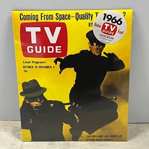 TV Guide Collectors Classics Green Hornet Williams Lee Oct 29, 1966 Reissue 2002 - Picture 1 of 10