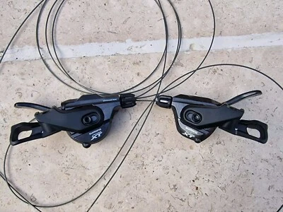 Shimano SL-M7000 2/3x11 speed L/H Shifter -I Spec B - Image 1 of 4