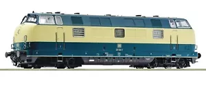 HO Scale Locomotive - 71088 - DC - Diesel locomotive 221 124-1, DB - Picture 1 of 1