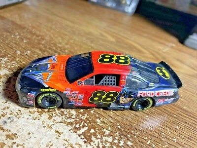 Dale Jarrett 1998 1/43 DC Comics Batman Ford Quality Care #88 Taurus coche de carreras Foto 1 de 4