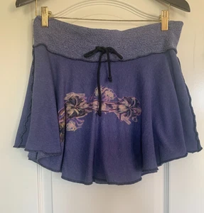 Minifalda 2B Free Floral Línea A Púrpura Talla L Nueva sin Etiquetas - Imagen 1 de 6