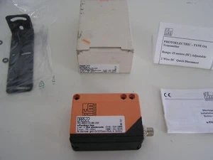 NEW old stock - IFM OA8522 OAS-00KG/US100/25M Efector Photoelectric Transmitter - Imagen 1 de 3