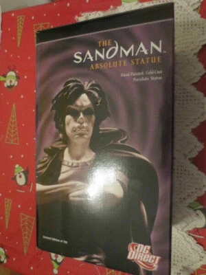 Estatua absoluta del hombre de arena Foto 1 de 3