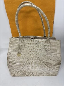 GORGEOUS Brahmin Embossed ShoulderBriefcase/Bag With Three Pockets Key Chain - Picture 1 of 10
