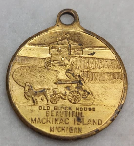 Macinak Island Schlüsselanhänger Medaille Metall Anhänger Souvenir Vintage SCHNELLER VERSAND - Bild 1 von 2
