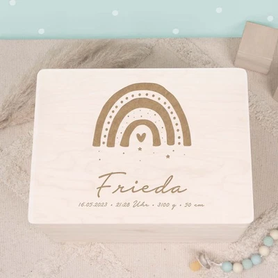Personalisierte Erinnerungsbox Baby - Erinnerungskiste mit Namen Holz - Geschenk - Bild 1 von 4