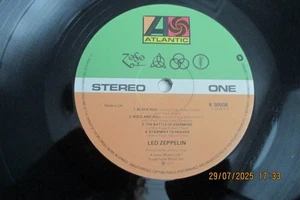 LED ZEPPELIN – IV A10/B2 "STRAWBERRY" /INNER UK PAGE PLANT JONES BONHAM EX. - Picture 1 of 6