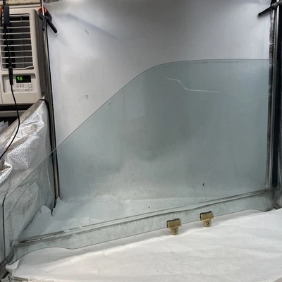 1987–1995 Nissan Pathfinder D21 Pickup RH Front Door Glass Window – OEM Tinted - Image 1 of 2