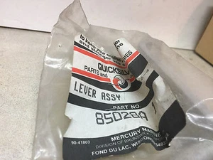 NEW LEVER  85028A2 LEVER ASSY-STBD  MERCURY MERCRUISER QUICKSILVER FREE SHIP - Bild 1 von 2