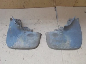 PAR DE GUARDABARROS DELANTEROS NISSAN TERRANO 2001 63851 7F000 / 63850 7F000 - Imagen 1 de 6
