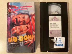 Bio-Dome (VHS, 1996) Pauly Shore, Stephen Baldwin, William Atherton - Picture 1 of 3