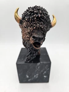 De Colección Leyendas K. Cantrell Llanuras Monarca Bisonte Busto Escultura 454/950 Medios Mixtos - Imagen 1 de 6