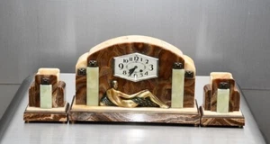 Reloj de mesa de lujo Art Deco juego de tres piezas, mármol bellamente coloreado - Imagen 1 de 10