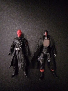 Marvel Legends Universe MCU RED SKULL & custom ARNIM ZOLA 3.75 inch figure LOOSE - Picture 1 of 4