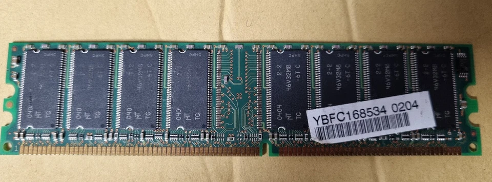 Micron MT 256MB RAM DDR 1 PC2700U-25330-A1 Memory - Image 1 of 1