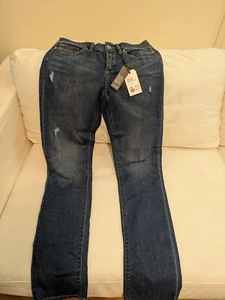 YUMMIE Straight, Distressed Jean NWT Sz. 28 - Picture 1 of 6