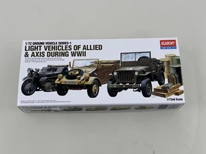 Academy Light Vehicles Of Allied - Axis During WWII 1:72 13416 modellismo - Foto 1 di 1