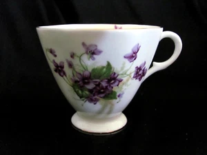 Clarence Bone China Violett Gold Fuß Teetasse England 3" H x 3-1/2" (CH) - Bild 1 von 6
