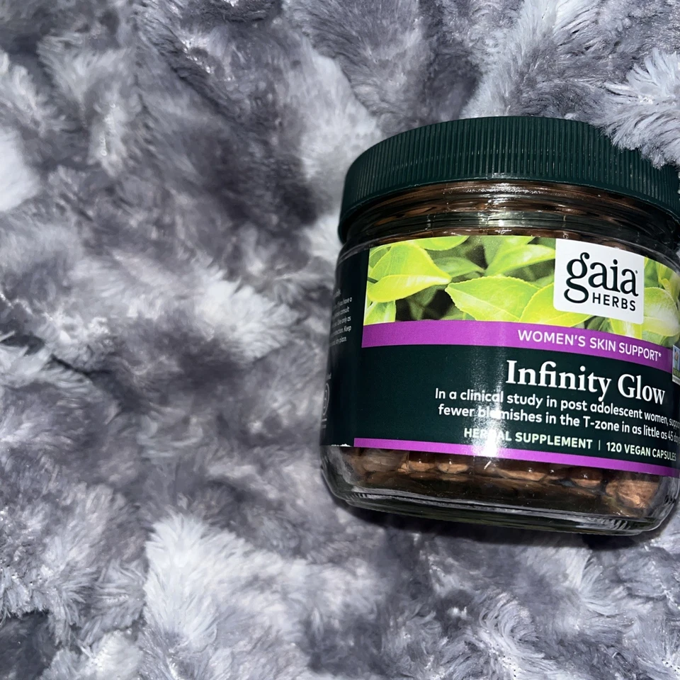 Gaia Herbs Infinity Glow - Suplemento de apoyo para la piel para mujer - Cuidado de la piel para mujeres... Foto 1 de 4
