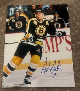Fotografia 8x10 firmata Adam Oates autografata Boston Bruins HALL OF FAME - Foto 1 di 1