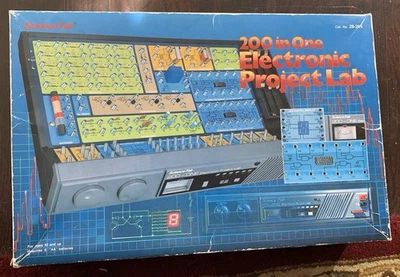 Radio Shack Science Fair 200 IN ONE ELECTRONICS PROJECT LAB Tandy DE COLECCIÓN Foto 1 de 4