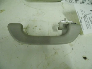 07 OUTBACK LEGACY INTERIOR ROOF MOUNTED PULL ASSIST HANDLE RT RR 356798 - Picture 1 of 1