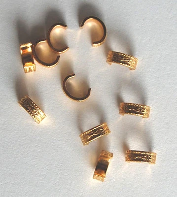 VINTAGE TINY STAMPED PATTERN BRASS FOLD OVER FOLDOVER CONNECTOR FINDING • 6mm - Image 1 of 2