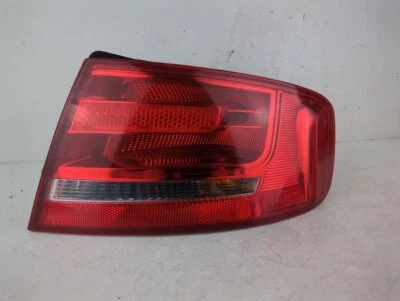 Luz trasera/trasera en carrocería Audi A4 berlina 2007-2014 (lado del conductor)  Foto 1 de 4