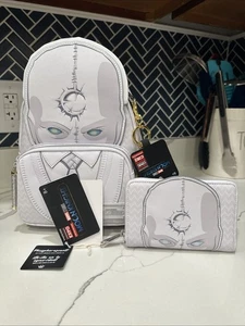 Loungefly Moon Knight Mr. Knight Cosplay Light Up Mini Rucksack mit Geldbörse  - Bild 1 von 4