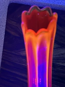 Vintage MCM LE. Smith Bitter Sweet Orange Swung Vase Glow Glass - Picture 1 of 24