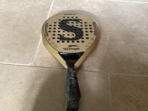 PADEL HÍBRIDA SLAZENGER CHALLENGE Nº 1 NUEVA DORADA NEGRA - Imagen 1 de 3