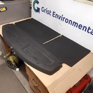 Toyota Yaris MK2 2007 5 puertas escotilla cubierta de carga trasera estante de paquetes (G1) - Imagen 1 de 13