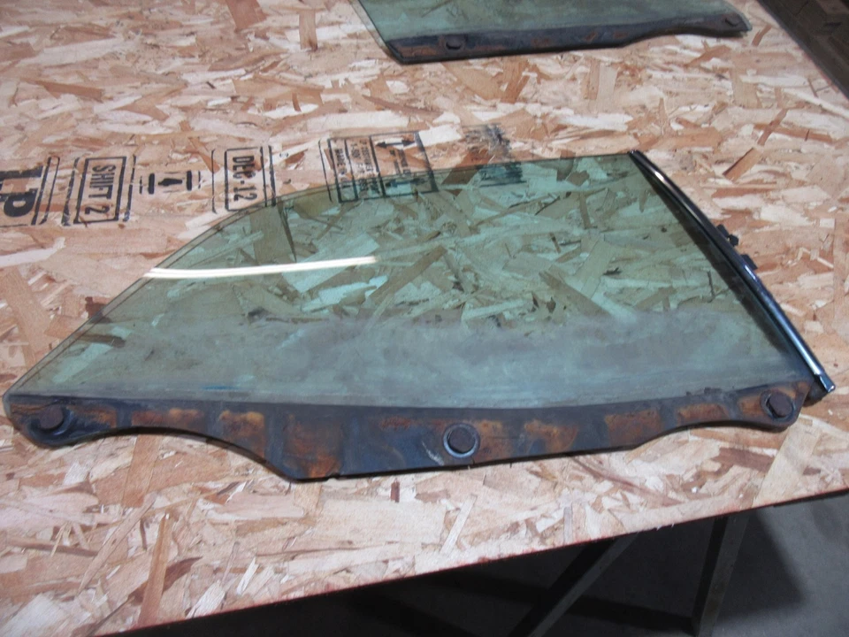 1967 Chevrolet Impala Caprice 4 door hardtop tinted factory glass PASS REAR - Image 1 of 2