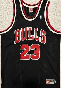 Authentic Vintage Nike NBA Chicago Bulls Michael Jordan Basketball Jersey - Picture 1 of 9