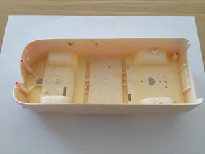 Châssis inférieur pièce miniature Solido Volkswagen VW Combi 1966 1/19 #A56 - Imagen 1 de 4