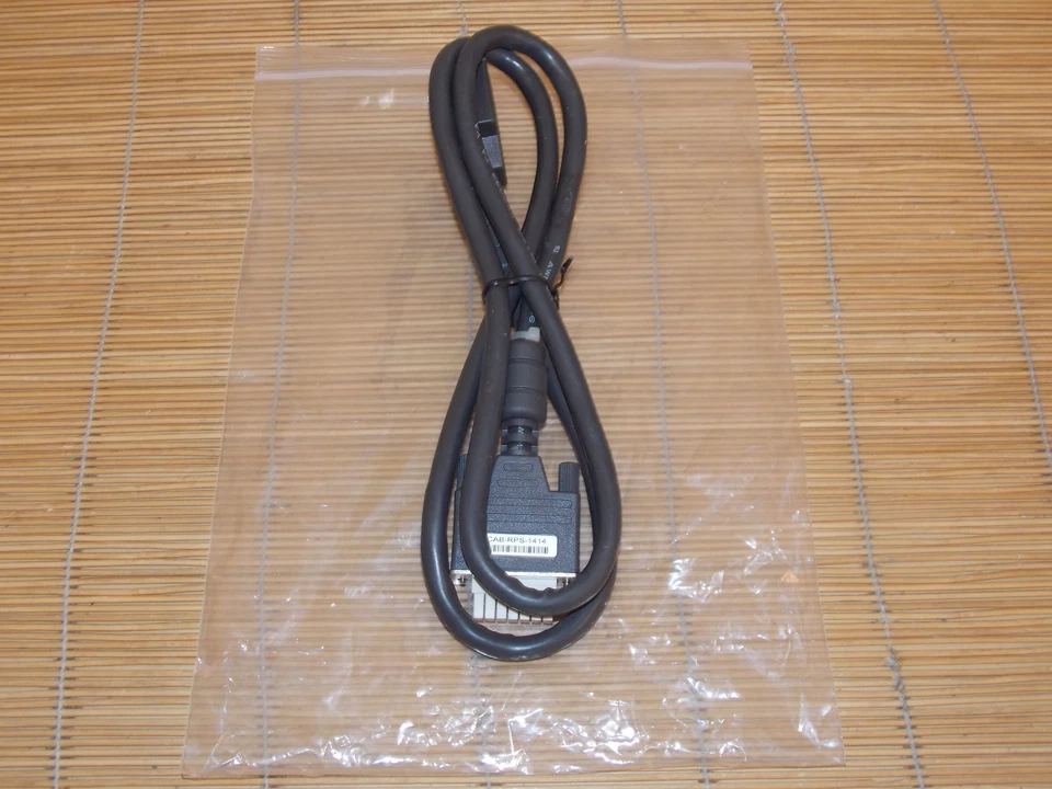 New CAB-RPS-1414 RPS for Cisco 14-pin-to-14-pin DC Power Cable NEU - Bild 1 von 1
