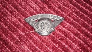 Gran prendedor vintage de alas de San Cristóbal de la Segunda Guerra Mundial para niños - Imagen 1 de 3