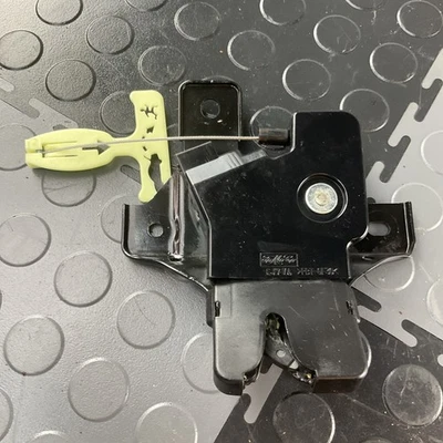Ford Taurus 2010-2012 tapa del maletero trasero liberación pestillo bloqueo catch actuador OEM Foto 1 de 4