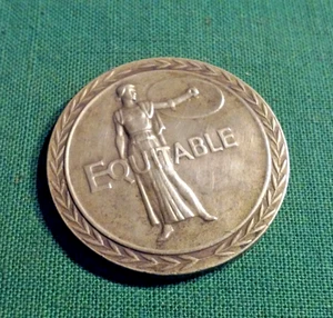 Equitable Leaders Corps 1963 Life Assurance Society Medal Coin Token Silver-Tone - Bild 1 von 3