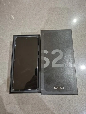 Samsung S20 5G Smartphone Unlocked - Image 1 of 4