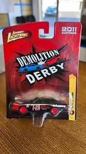 2011 Editions Johnny Lightning Demolition Derby R13 1977 Dodge Monaco - Picture 1 of 3