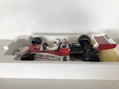 MINICHAMPS F1 1:18 McLaren M23 Texaco 1974 Danny Hulme Formula 1 Marlboro Decals - Immagine 1 di 4