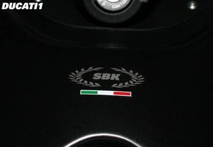 Superbike, SBK Tank Kranz Aufkleber / Sticker - Ducati 749 999 1098 2005-06 - Picture 1 of 1