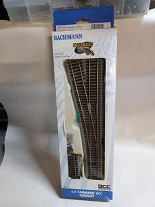 Bachmann E-Z Command DCC #5 Turnout, Left, HO Scale, #44132 - Bild 1 von 2