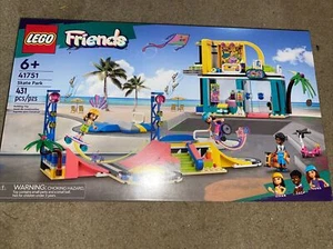 LEGO FRIENDS: Skate Park (41751) 431 PCs New 3 Mini - Picture 1 of 3