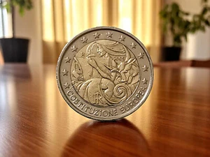 Moneta 2 Euro RARA Commemorativa ITALIA Costituzione Europea 2005 COLLEZIONE - Imagen 1 de 3