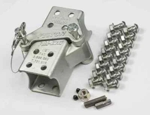 Fulton Boat Trailer Fold-Away Bolt-On Hinge Kit for 3" x 3" Beam HDPB330101 - Picture 1 of 4