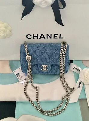 Mini bolsa aba chanel Sweetheart Crush azul camélia denim tom prata metal nova com etiquetas - Imagem 1 de 4