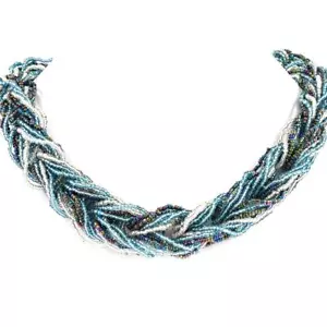 Collana di perle di semi di vetro pavone blu acqua intrecciate a mano, 22" - Foto 1 di 2