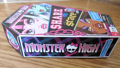 MINT 2011 Cardinal Monster High Spooky "Share or Scare" Game for Ghoul-Friends - Image 1 of 4